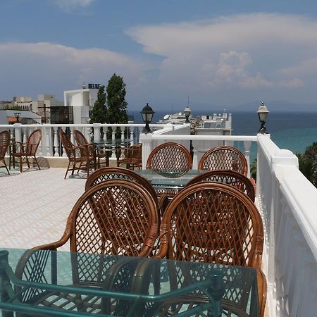Grand Nett Hotel Kusadası Exteriör bild
